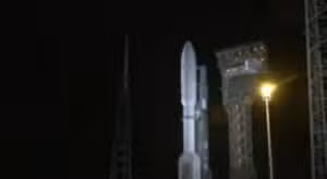 Το Atlas V εκτοξεύει 29 δορυφόρους της Amazon και ισοδυναμεί με ρεκόρ για το βαρύτερο ωφέλιμο φορτίο