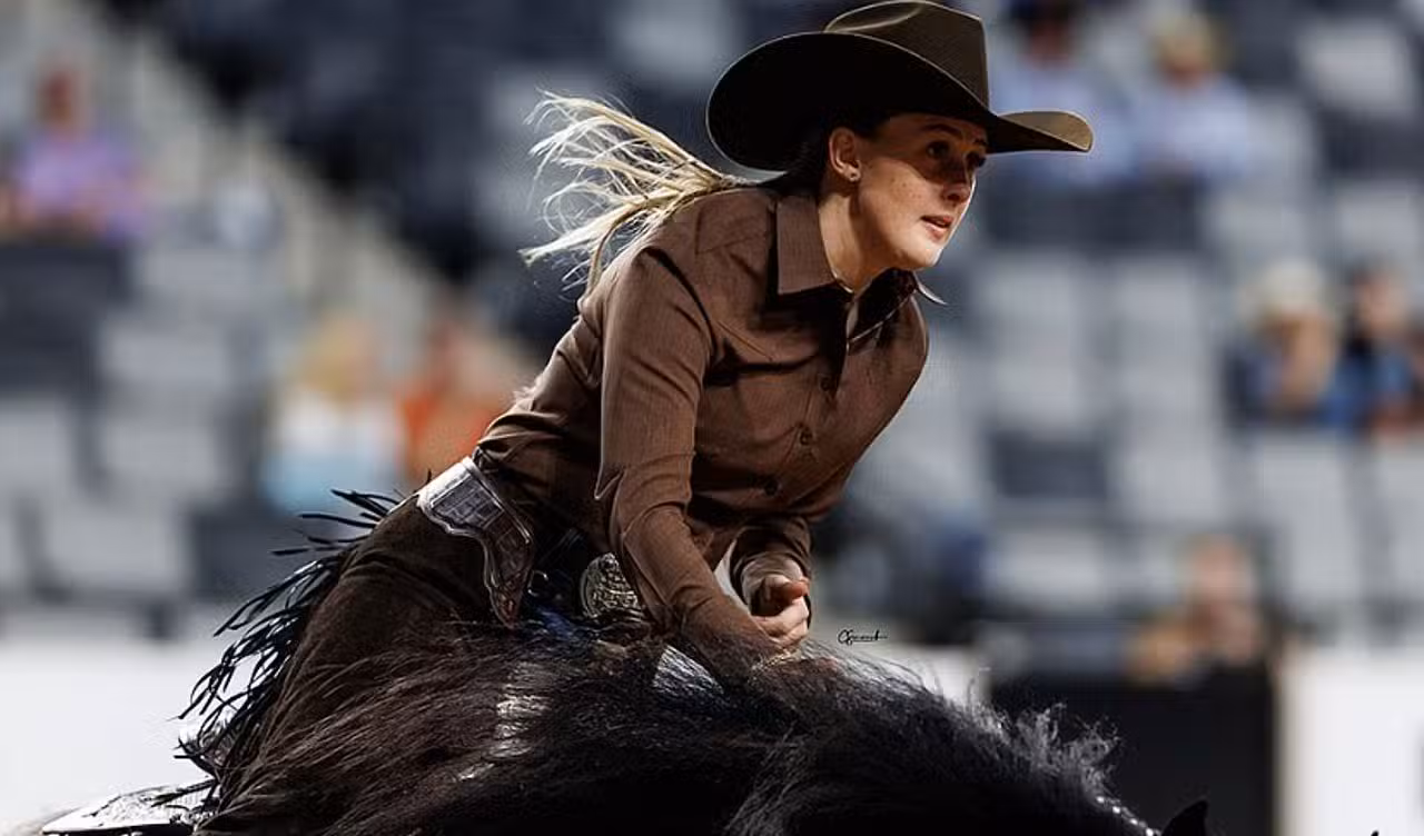 Gina Schumacher - @gina_schumacher