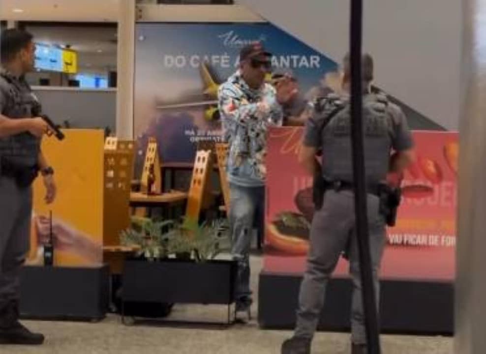 mand er tilbageholdt med pistol i Viracopos