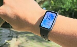 快適さと正確な健康状態のモニタリングに重点を置いたHuawei Band 11がブラジルに到着