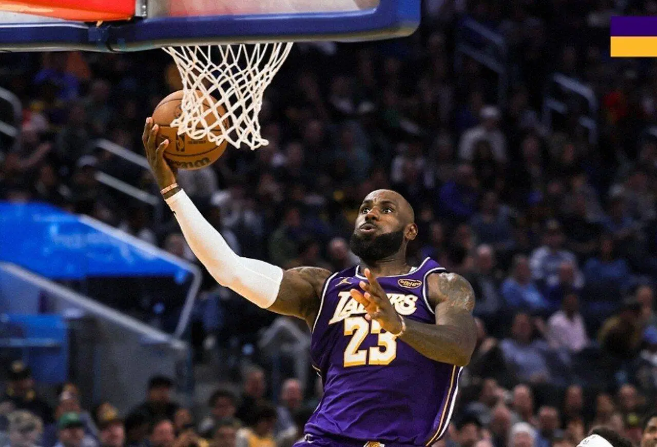 LeBron James - X.com/ Lakers