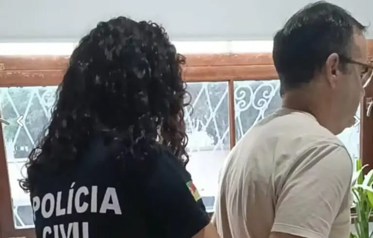 Médico é preso Daniel Pereira Kollet — Polícia Civil