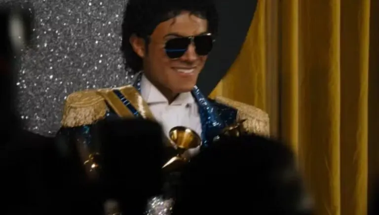 Michael - Reprodução