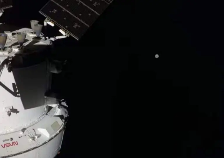 Missão Artemis II a meio caminho da Lua — Foto: Nasa