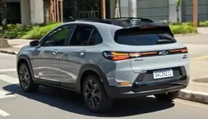 Chevrolet Sonic nyttekjøretøy viser et definitivt utseende under kampanjeopptak i hovedstaden i São Paulo