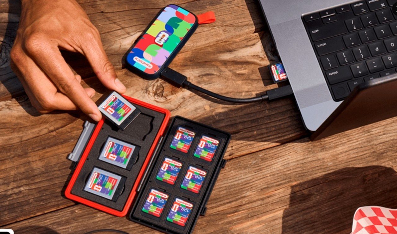 Pen drive em forma de apito e SSD de 1 TB da SanDisk para a FIFA World Cup 2026