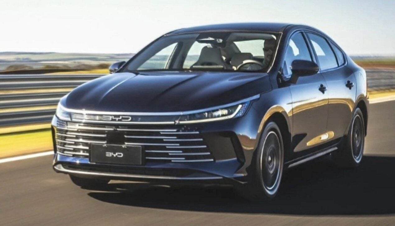 sedan híbrido King BYD - Divulgação