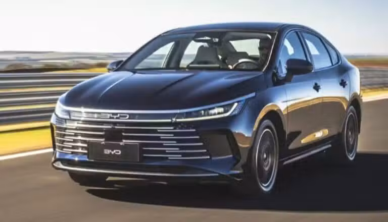 sedan híbrido King BYD - Divulgação