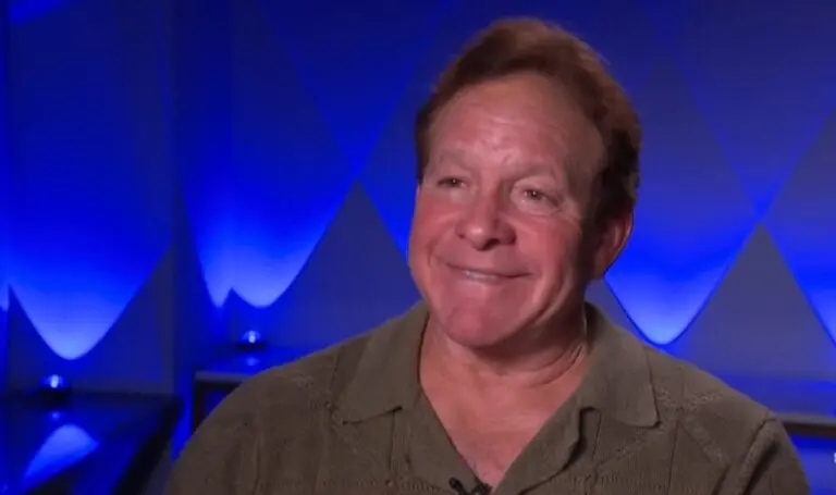 Steve Guttenberg