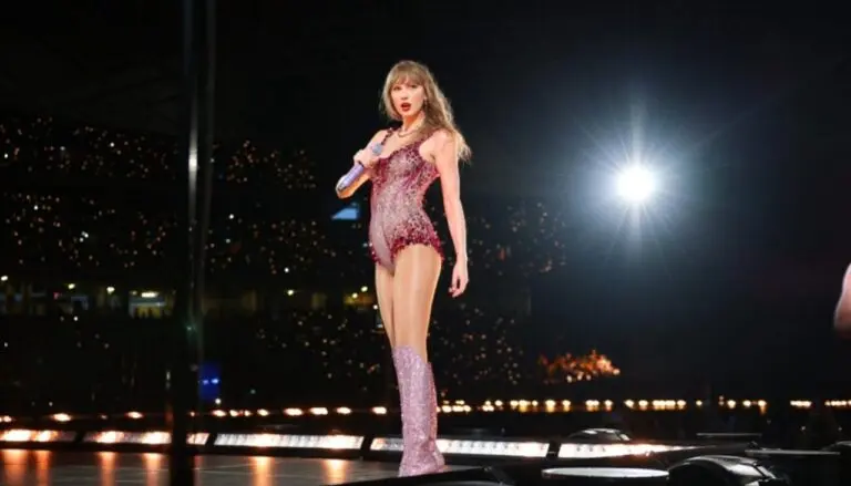 Taylor Swift - x/TaylorSwift