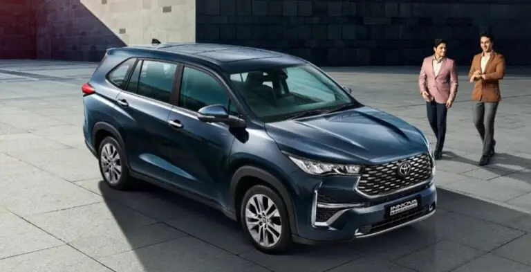 Toyota Innova Hycross