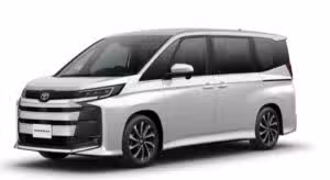 La casa automobilistica giapponese aggiorna la famiglia dei minivan e definisce il motore ibrido come standard
