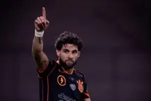 Corinthians prioriza permanência de Yuri Alberto e avalia futuro de Memphis Depay