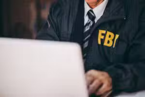 FBI investe em investigação após morte e desaparecimento de cientistas nucleares americanos