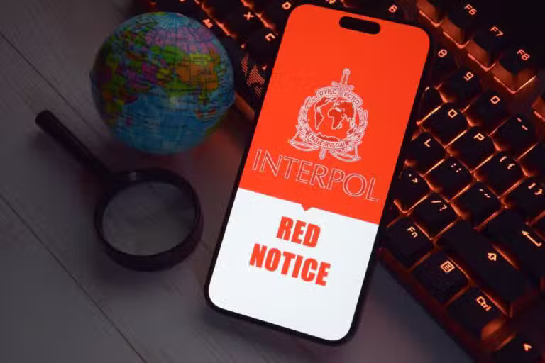 Alerta/Difusão Vermelha da Interpol