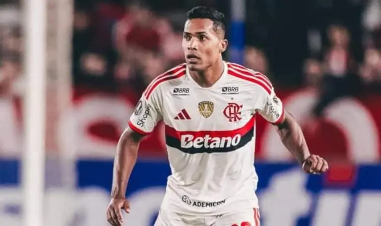 Alex Sandro