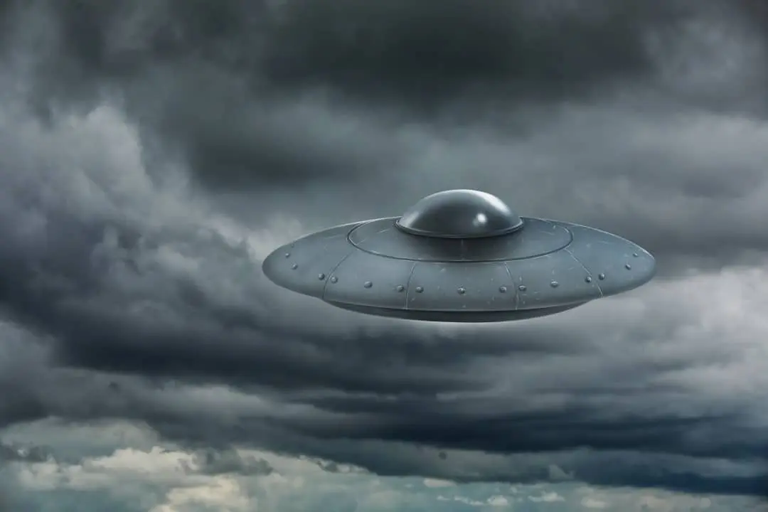 Alienigena, OVNI, UFO