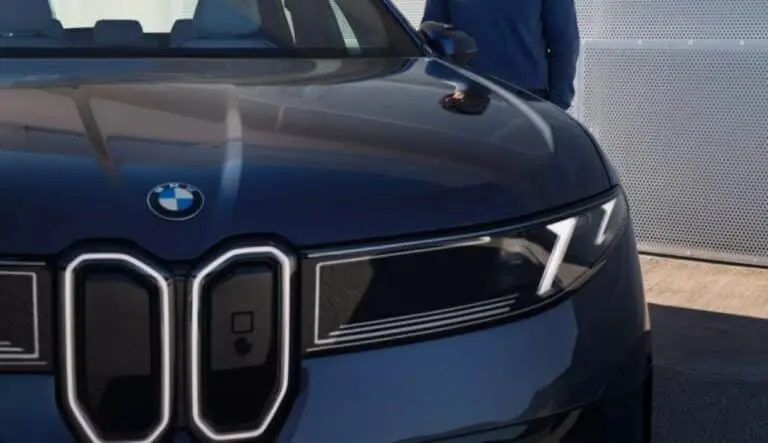 BMW iX3