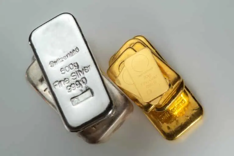Barras de prata e ouro