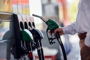 L’essence de plus de 8 $ oblige les conducteurs de Los Angeles à dépenser 100 $ par plein