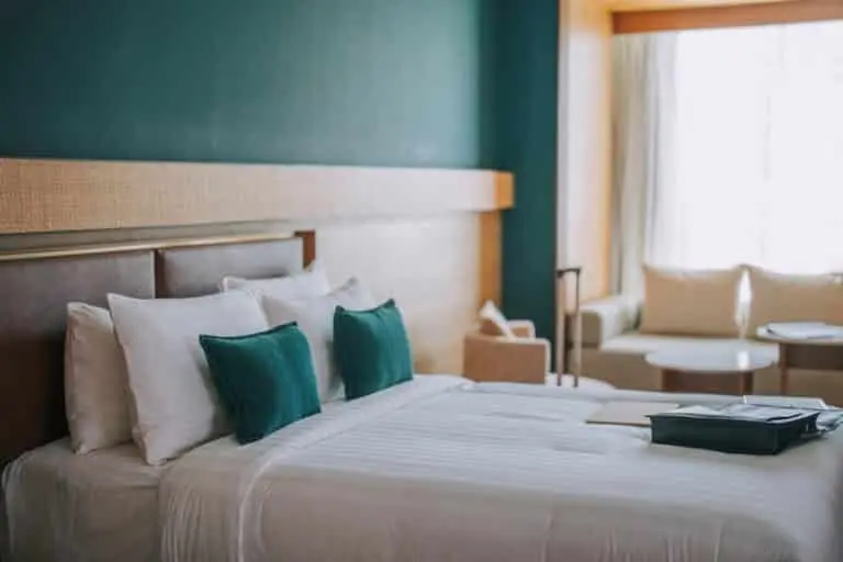 Cama posta, arrumada