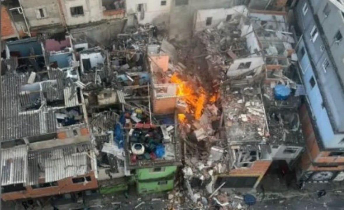 Casa explode e causa destruição na zona oeste de São Paulo
