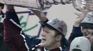 Lenda da NHL Claude Lemieux, tetracampeão da Stanley Cup, morre aos 60 anos
