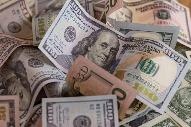 Dólar