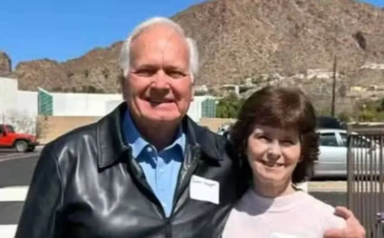 Dutch e Sharon Hoggatt