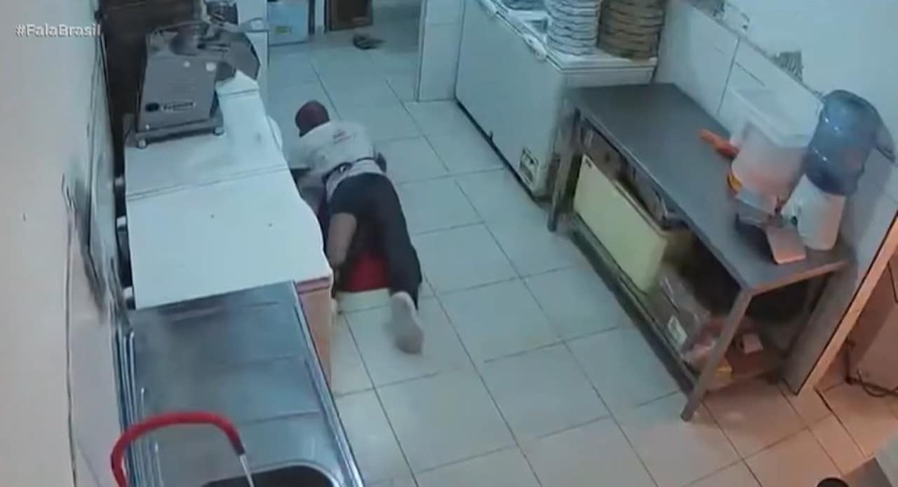 Explosão em pizzaria