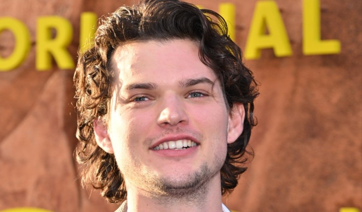 Homer Gere estreia na TV com cena de sexo ao lado de Sydney Sweeney em Euphoria