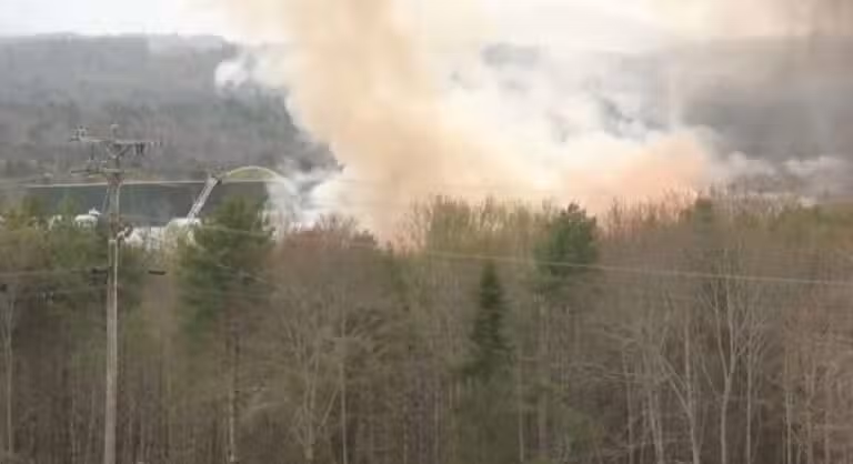 Incêndio consome serraria em Searsmont