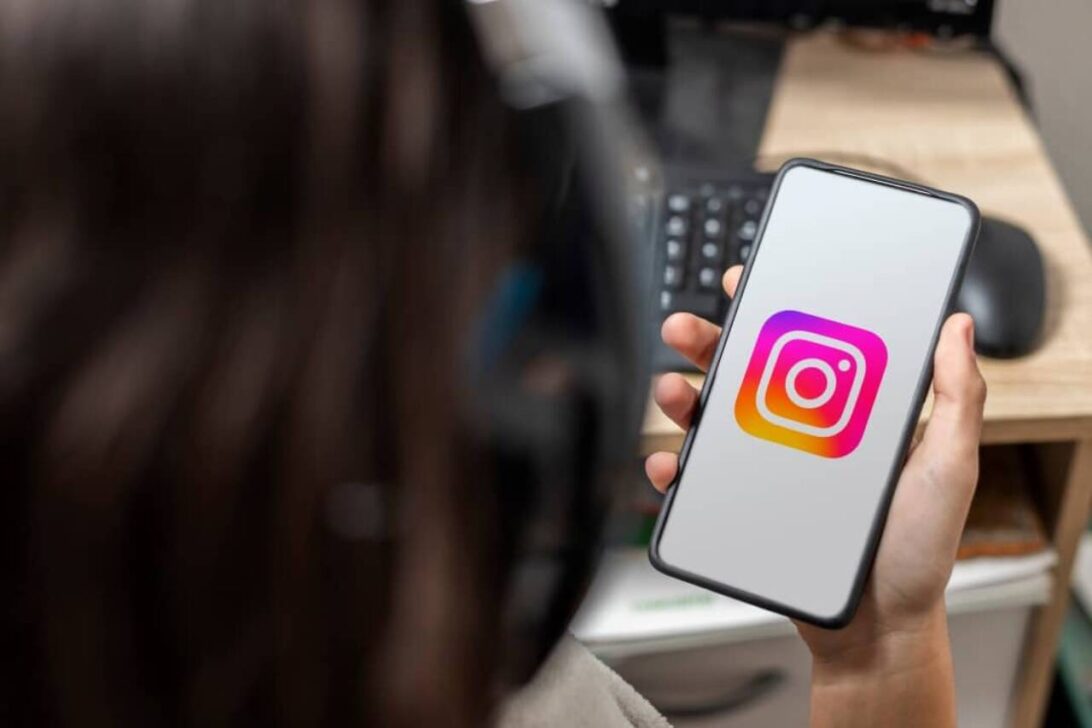 Instagram logo