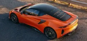 Yeni Lotus Emira 420 Sport, 420 hp motor ve hafifliğe odaklanan aerodinamik paketle görücüye çıkıyor