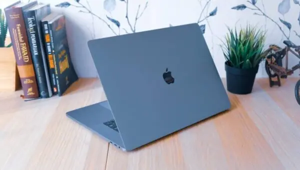 MacBook
