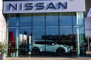 Nissan presenterar NX8, elektrisk SUV med 1 450 km räckvidd och förstklassig interiör