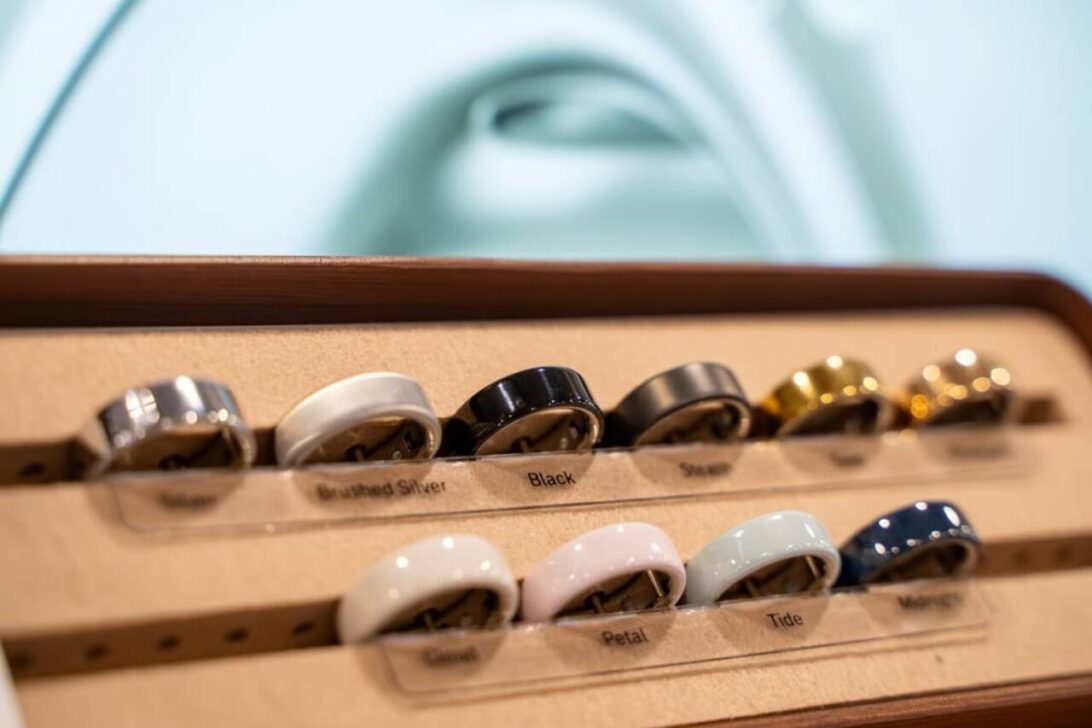Oura ring
