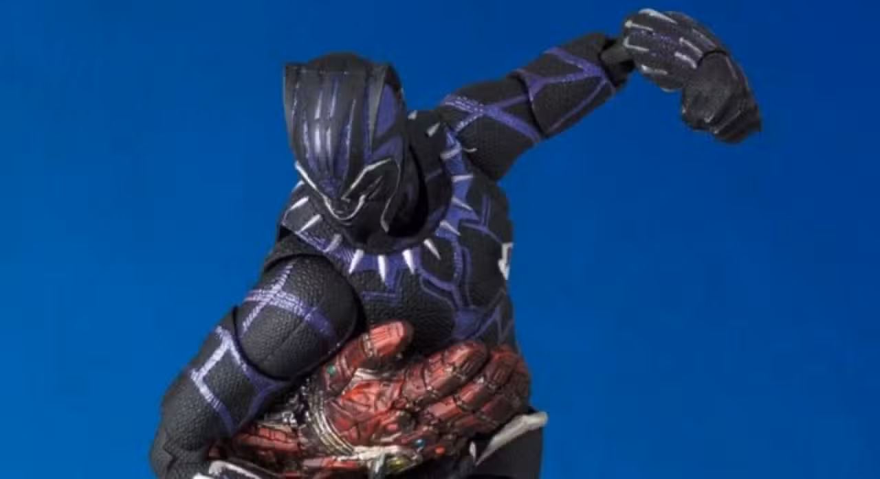 Pantera Negra em sua forma de Vingadores