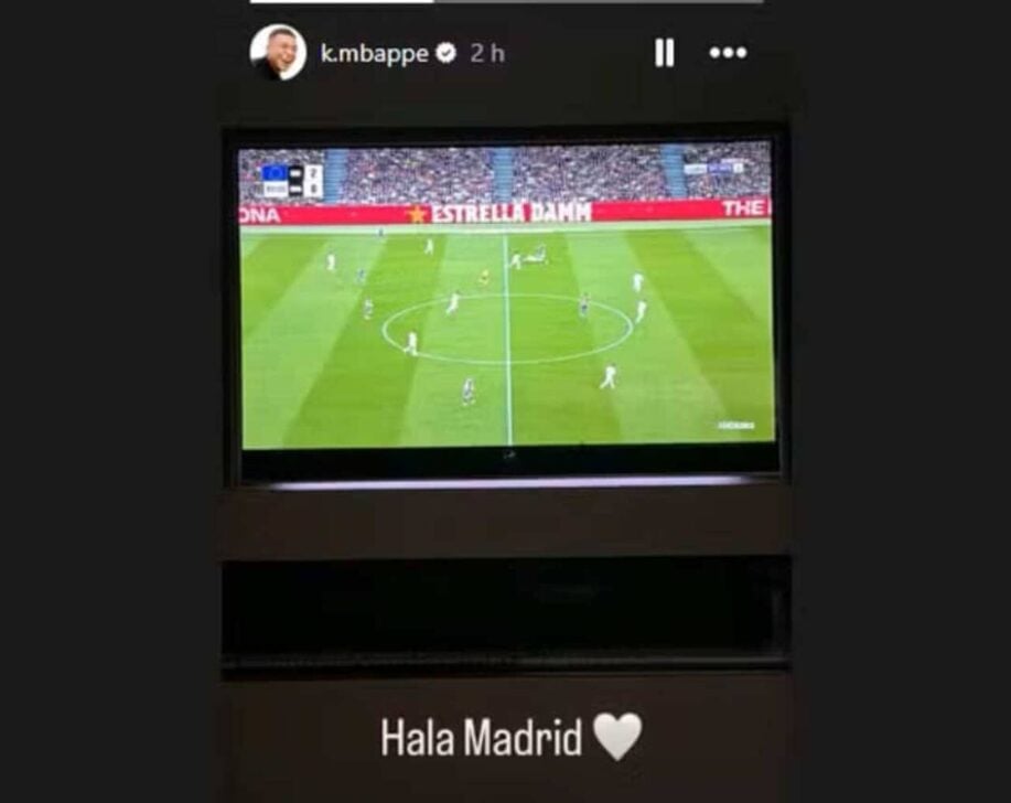 Publica&ccedil;&atilde;o of Mbapp&eacute; during Barcelona x Real Madrid