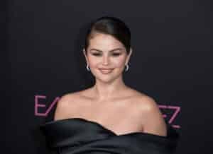 Desentendimento sobre amizades causou fim do ‘trisal’ de Selena Gomez, Brooklyn Beckham e Nicola Peltz, diz jornal
