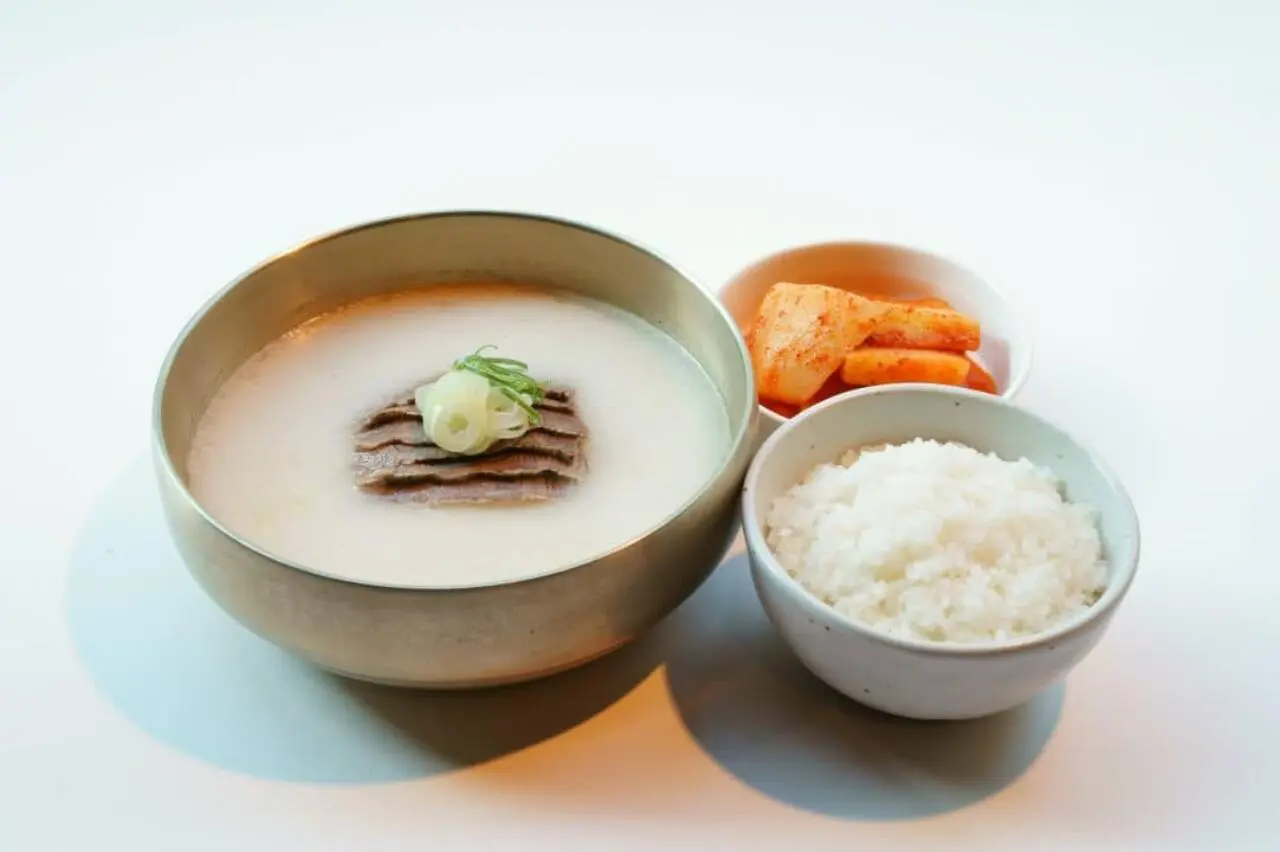 Seolleongtang и kkakdugi