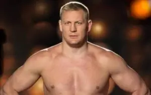 Sergei Pavlovich ล้ม Tallison Teixeira ใน 39 วินาทีและเรียกร้องให้มีการชกที่ UFC Macau