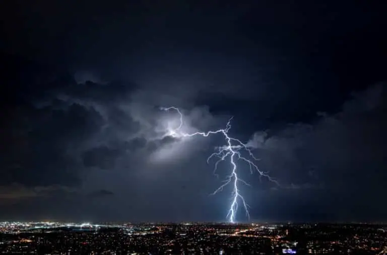 Tempestade, raio