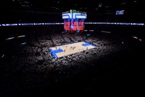 Oklahoma City Thunder vence San Antonio Spurs e lidera decisão da Conferência Oeste da NBA