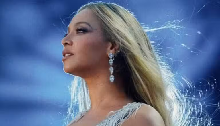 Beyoncé - @Beyoncé