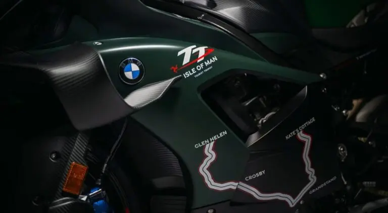 BMW M 1000 RR Isle of Man TT - Divulgação/BMW