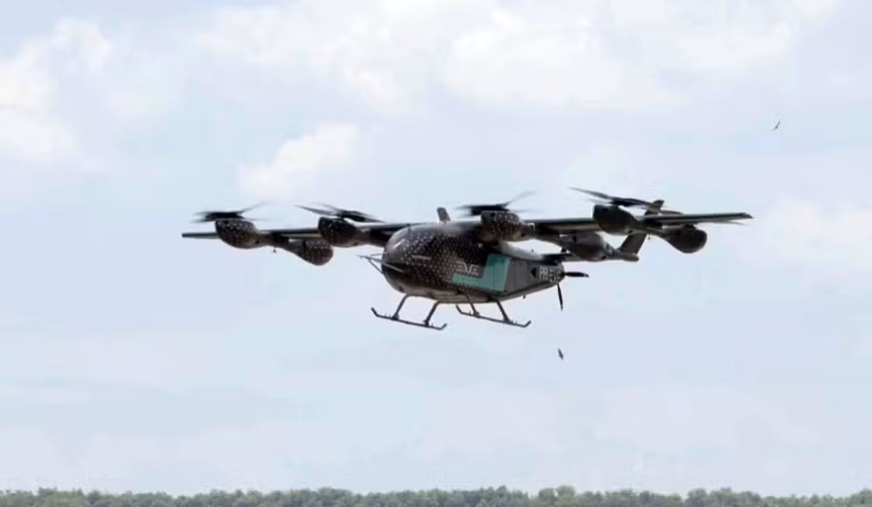 Carro voador Eve Air Mobility - Divulgação/@embraer