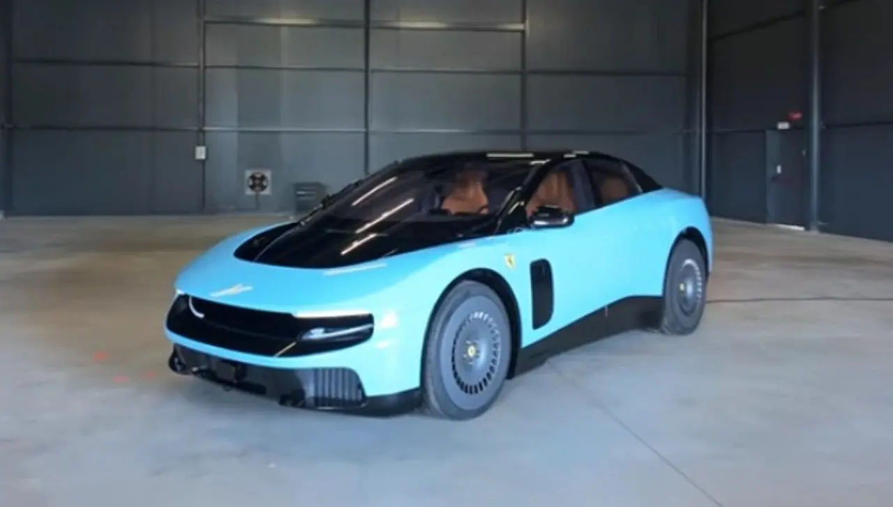 Ferrari Luce