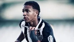 Barcelona negocia contratação de Gabriel Veneno, jovem ponta do Atlético Mineiro