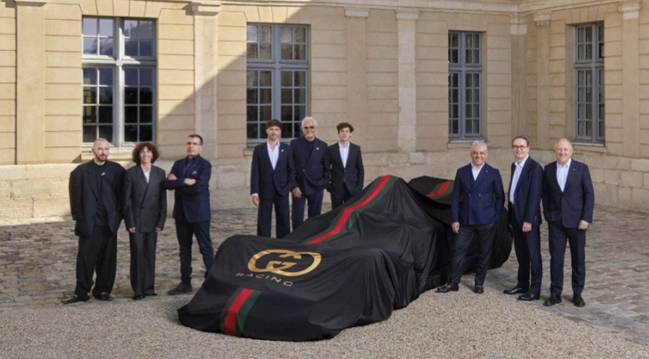 Gucci torna-se patrocinadora master da Alpine na F1 a partir de 2027